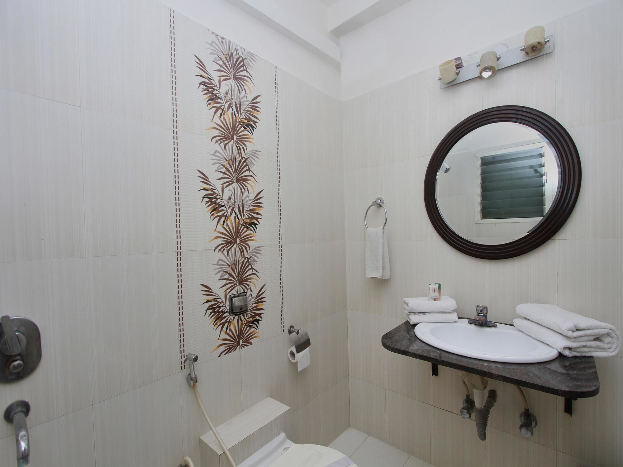 Oyo 435 Hotel Amshi International Bengaluru Zewnętrze zdjęcie